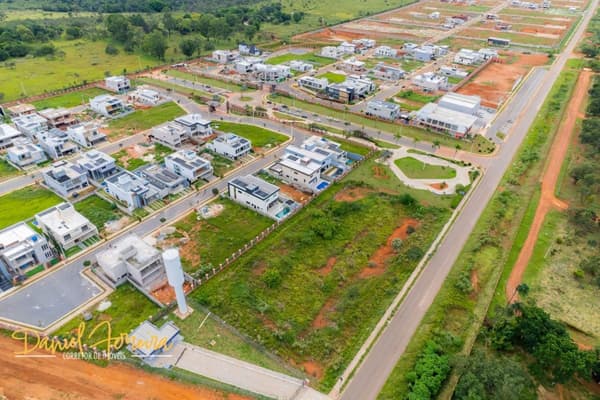 Lote com 400 m² totalmente regularizado