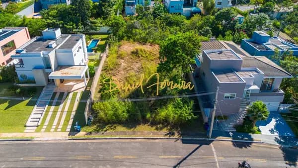 Terreno à venda no bairro Jardim Botânico em Brasília/DF