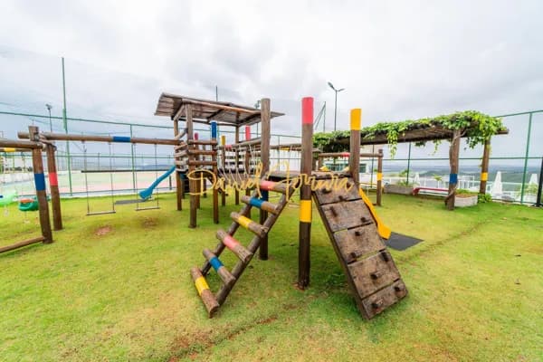 Lote à venda com fundo e vista livre permanente para reserva