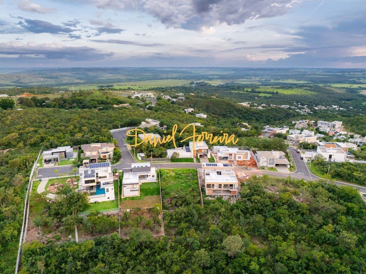 Ótimo lote com fundo para área verde, escriturado e registrado
