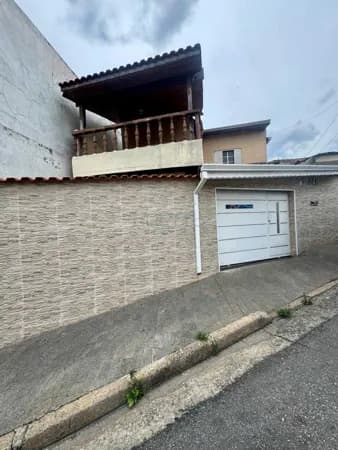 Três Casas no Mesmo Terreno – Mogi Moderno, Mogi das Cruzes/SP