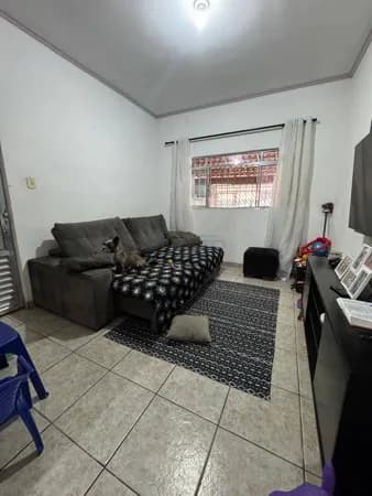 Casa Ampla com 160m², Área Gourmet e Garagem para 2 Carros, Residencial Mirage, Mogi das Cruzes, SP