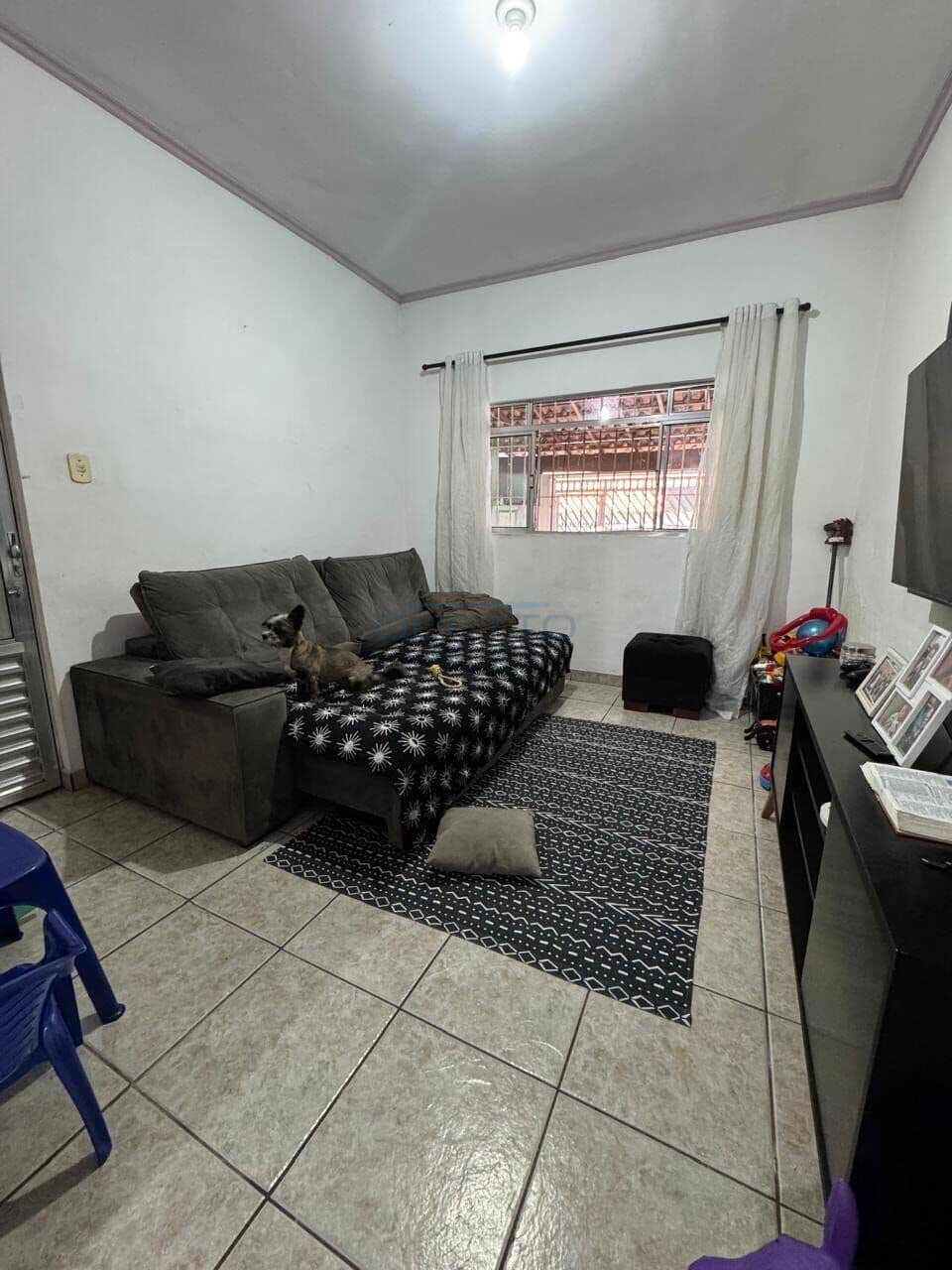 Casa Ampla com 160m², Área Gourmet e Garagem para 2 Carros, Residencial Mirage, Mogi das Cruzes, SP