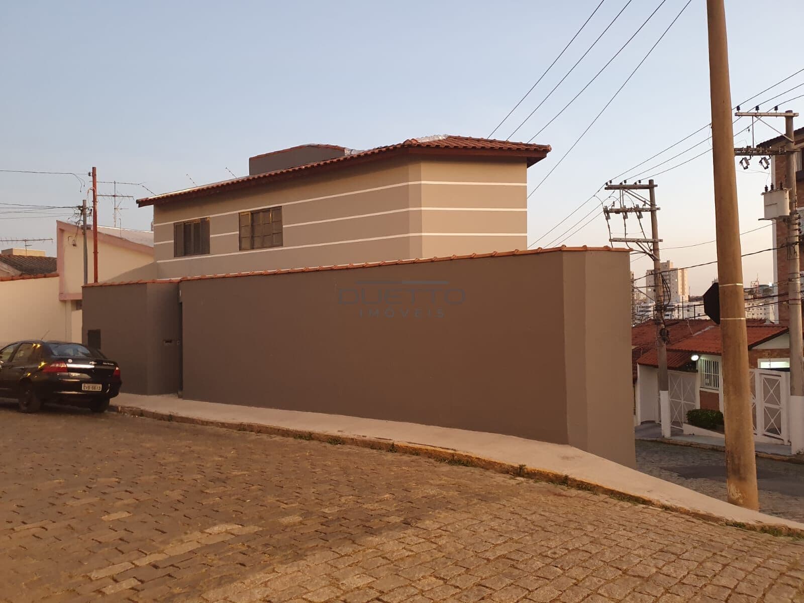 Casa Residencial/Comercial de 150m², com 03 dormitórios, sendo 01 suíte, à venda no Centro, Mogi das Cruzes - SP