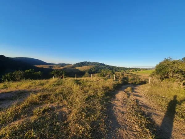 Área com 8.500 metros quadrados em Sabauna, Mogi das Cruzes - SP