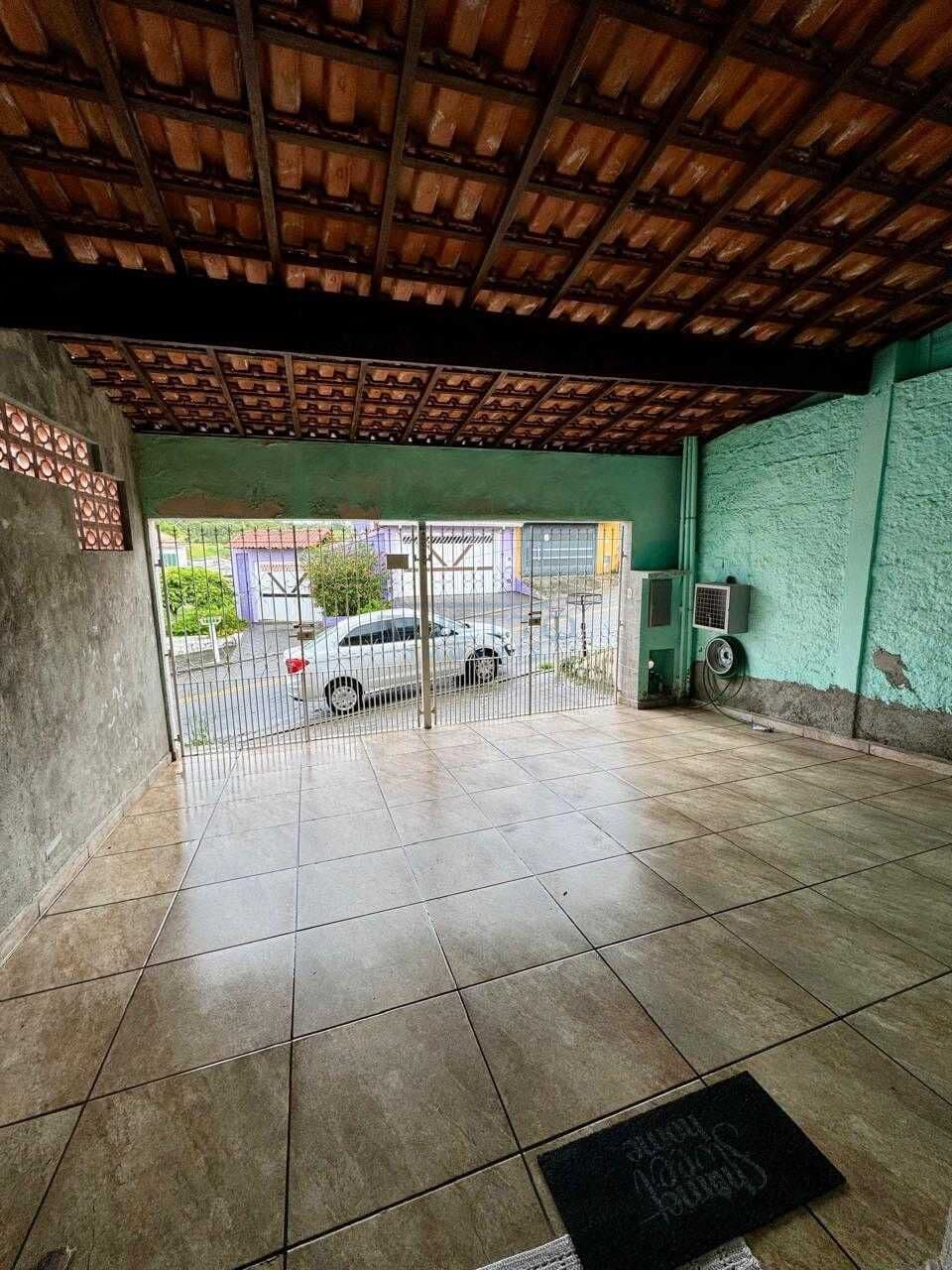 Casa com 02 dormitórios e edícula nos fundos, à venda no Jardim Ivete, Mogi das Cruzes - SP