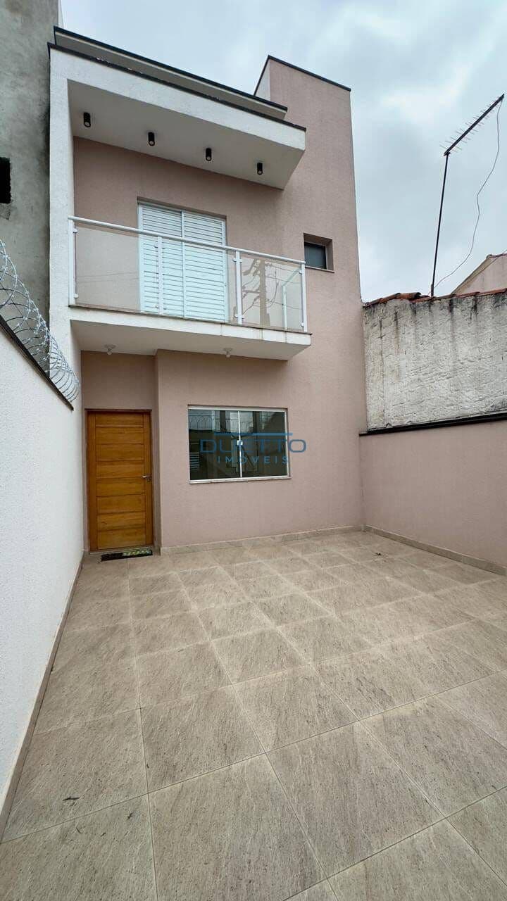 Sobrado à Venda na Vila Cintra, em Mogi das Cruzes – 105m² | 3 Dormitórios | Suíte e Quintal