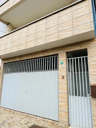 Sobrado de 03 dormitórios, à venda em Jundiapeba, Mogi das Cruzes - SP