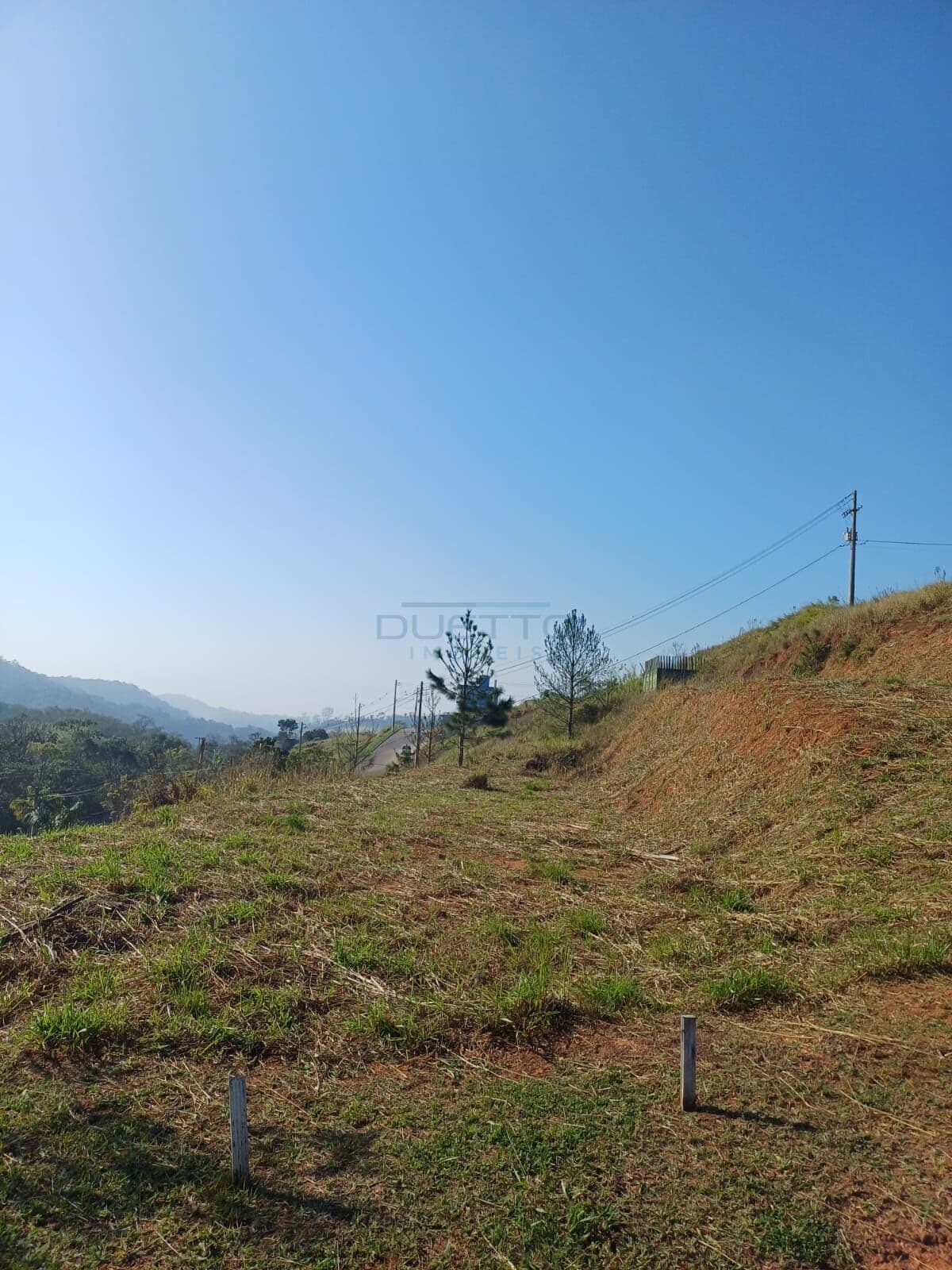 Terreno de 273,17m², à venda no Condomínio Real Park, em Santa Isabel - SP