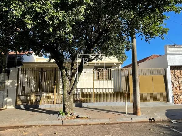 Casa em José Bonifácio - Centro