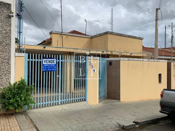 Casa em José Bonifácio - Centro