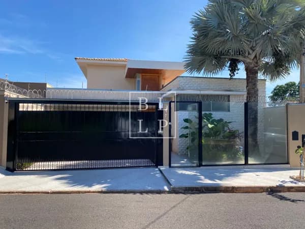 Casa em José Bonifácio - Aclimação