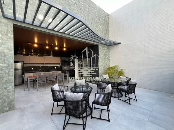Apartamento com 1 dormitório em Intermares, pertinho do mar!