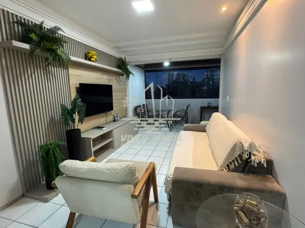 Apartamento frente parque a poucos metros do mar