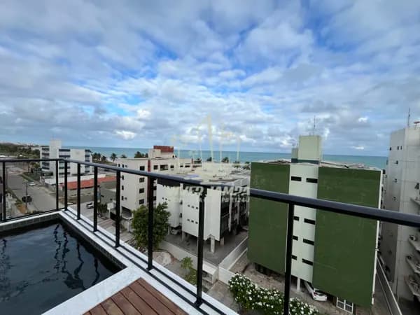 Apartamento em Intermares a poucos passos da praia.