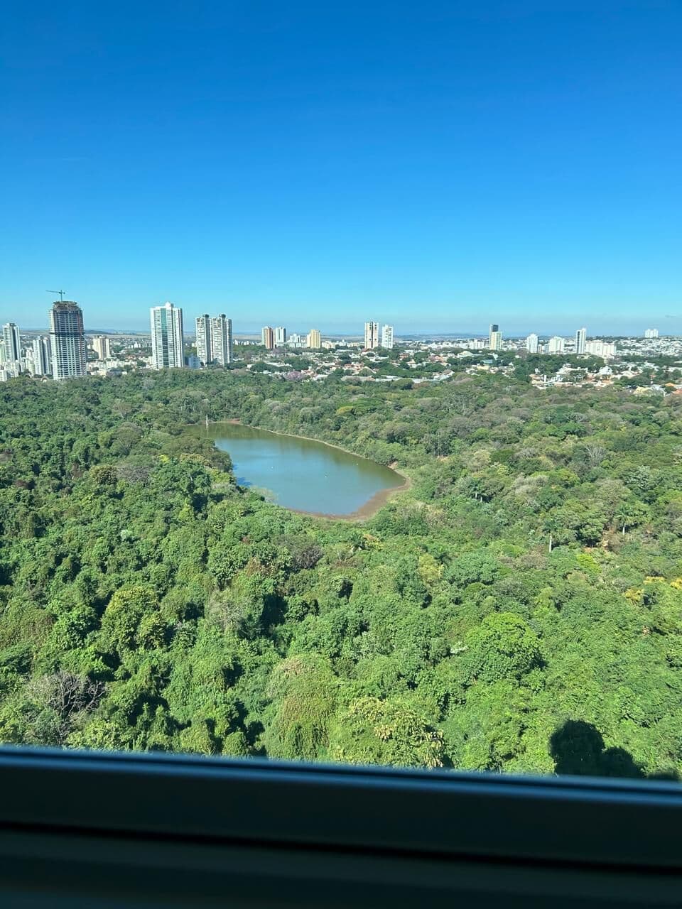 Apartamento Alto Padrão para Venda em Zona 01 Maringá-PR