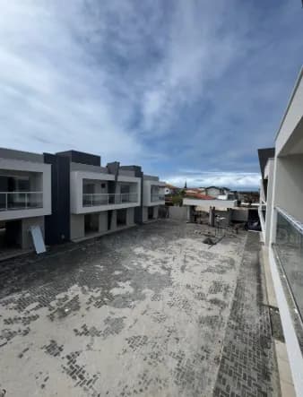 Casa Duplex em Ipitanga