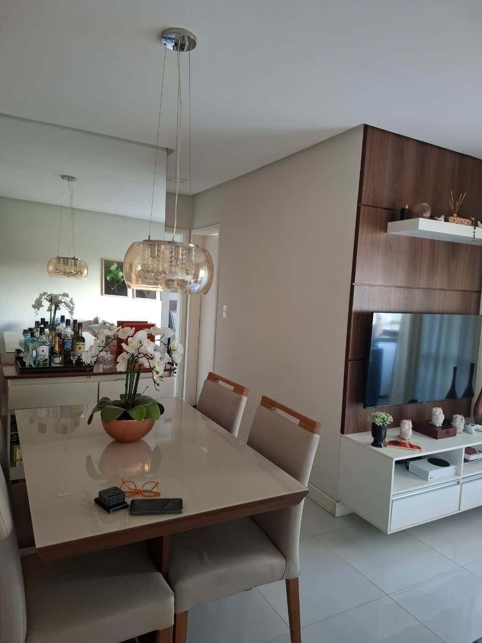 Recanto dos Pássaros 2/4 com suíte