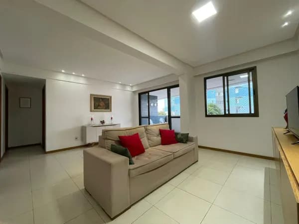 Itaigara 2/4 com suíte