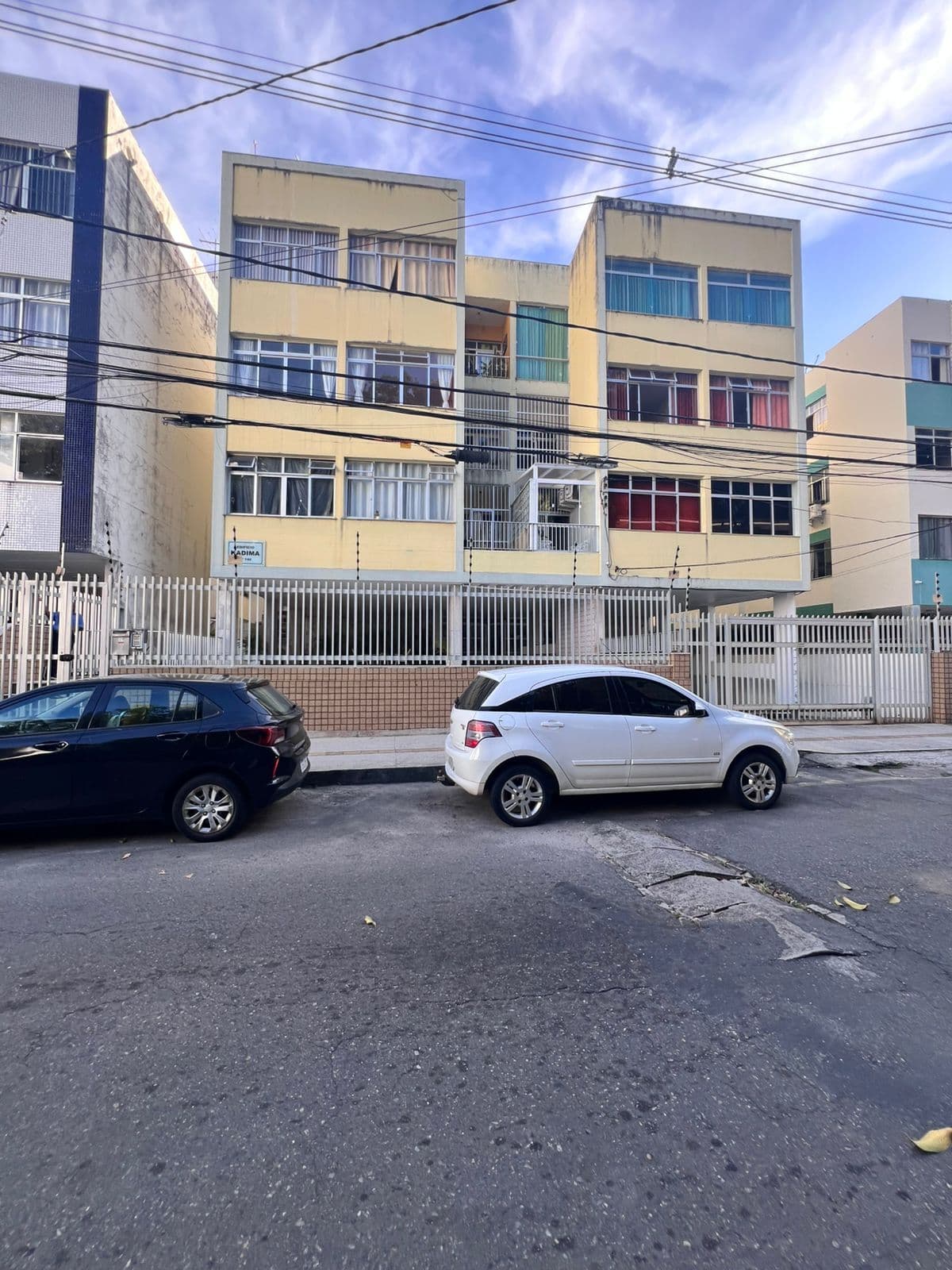 Barra 3/4 com dependência