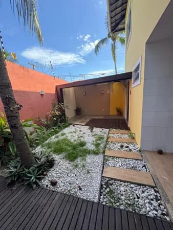 Casa 4/4 com suítes - Condomínio Villa das Mares