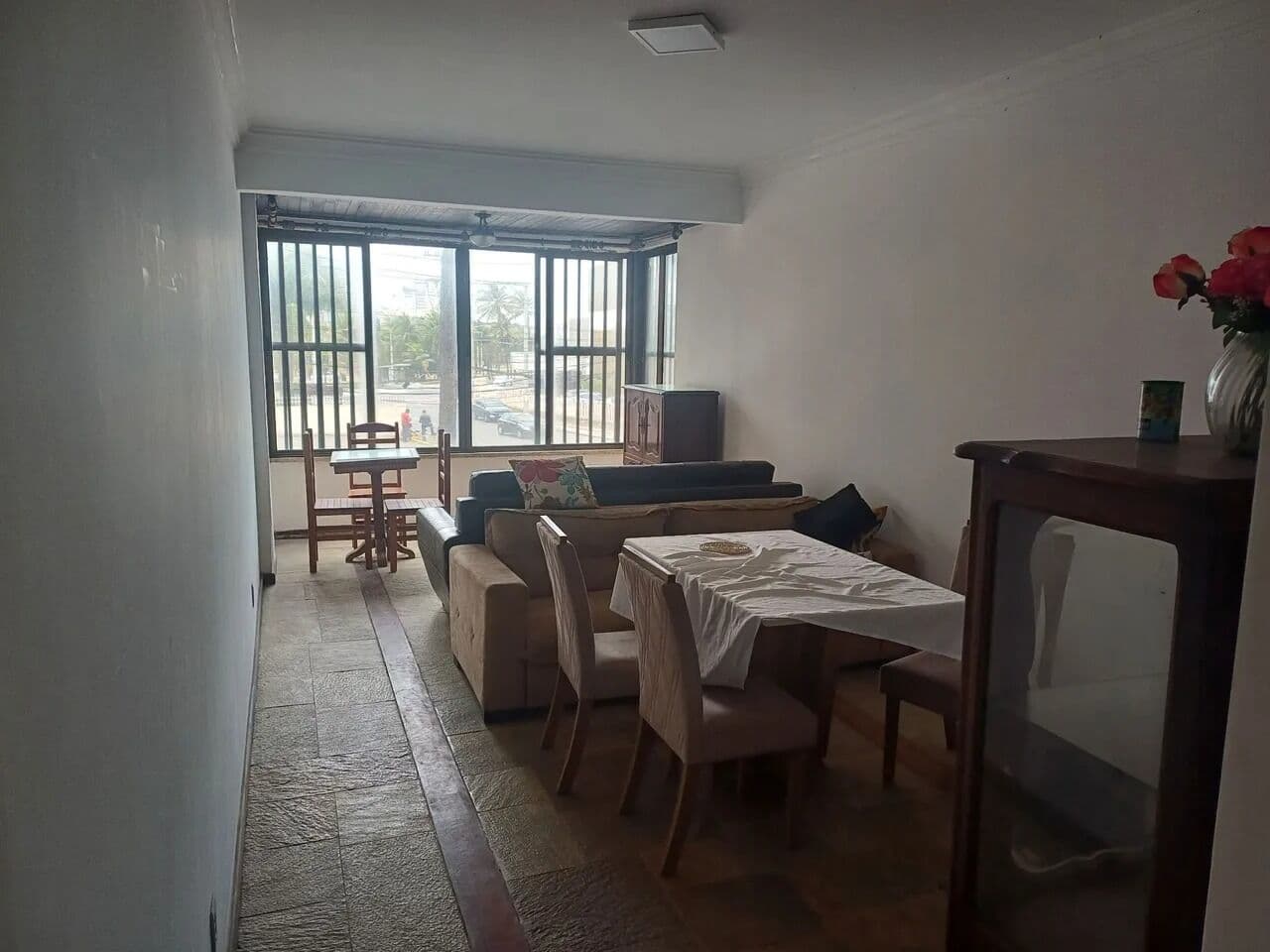 Pituba 4/4 com suíte