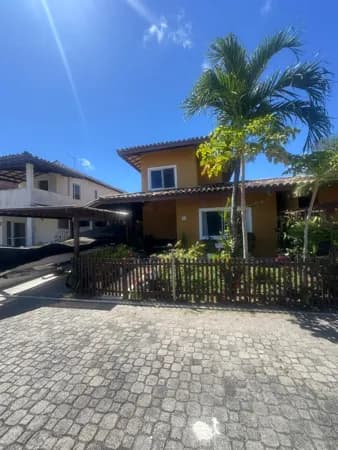 CASA EM LAURO DE FREITAS