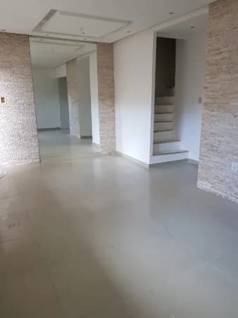 Casa em Buraquinho
