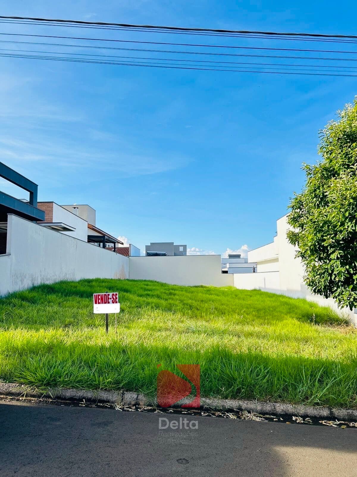 Terreno em Condomínio em Jardim Carlos Gomes, Pirassununga/SP