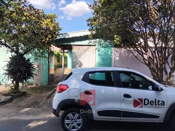 Casa em Parque dos Eucaliptos, Pirassununga/SP