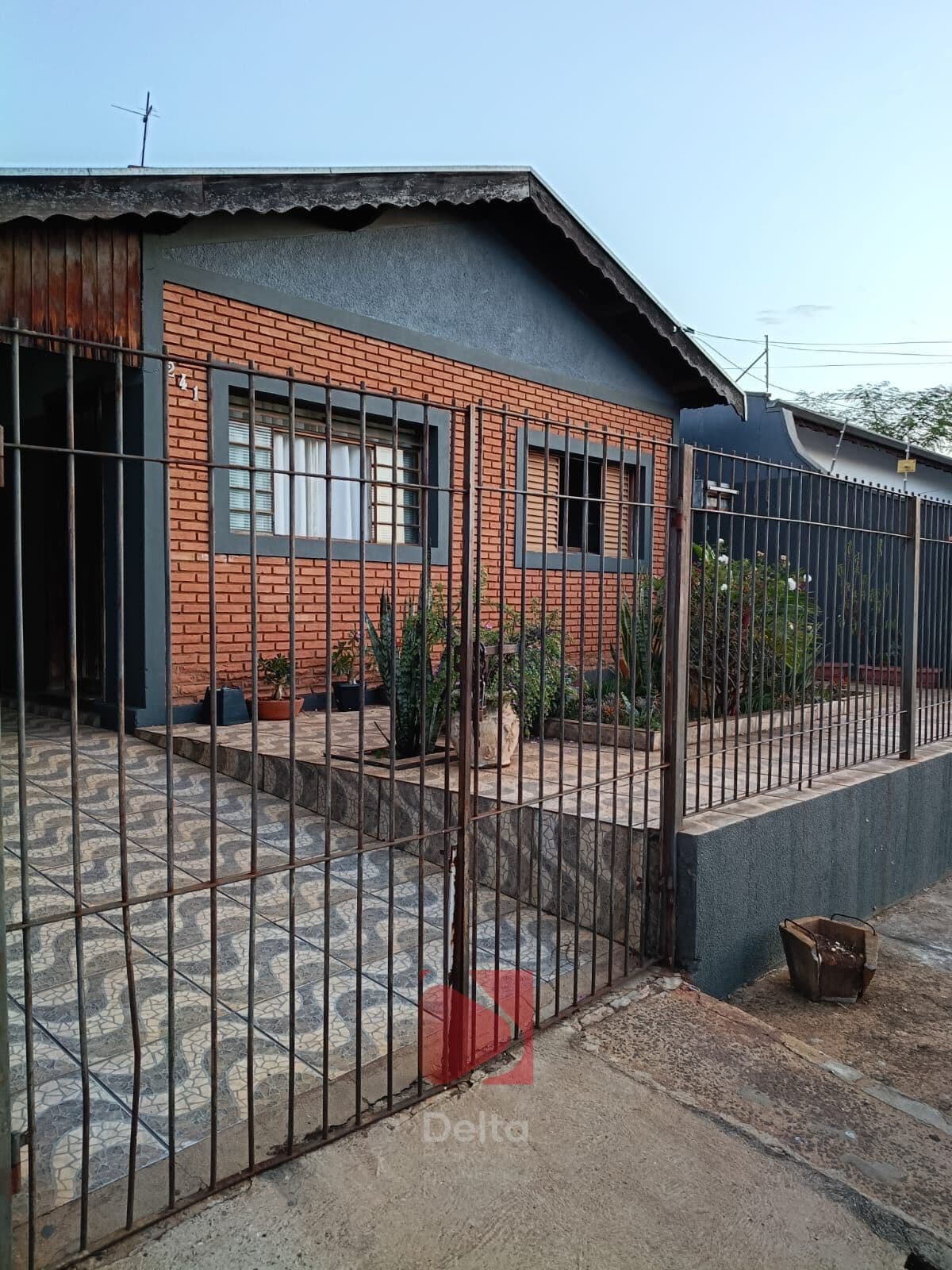 Casa em Vila Pinheiro, Pirassununga/SP