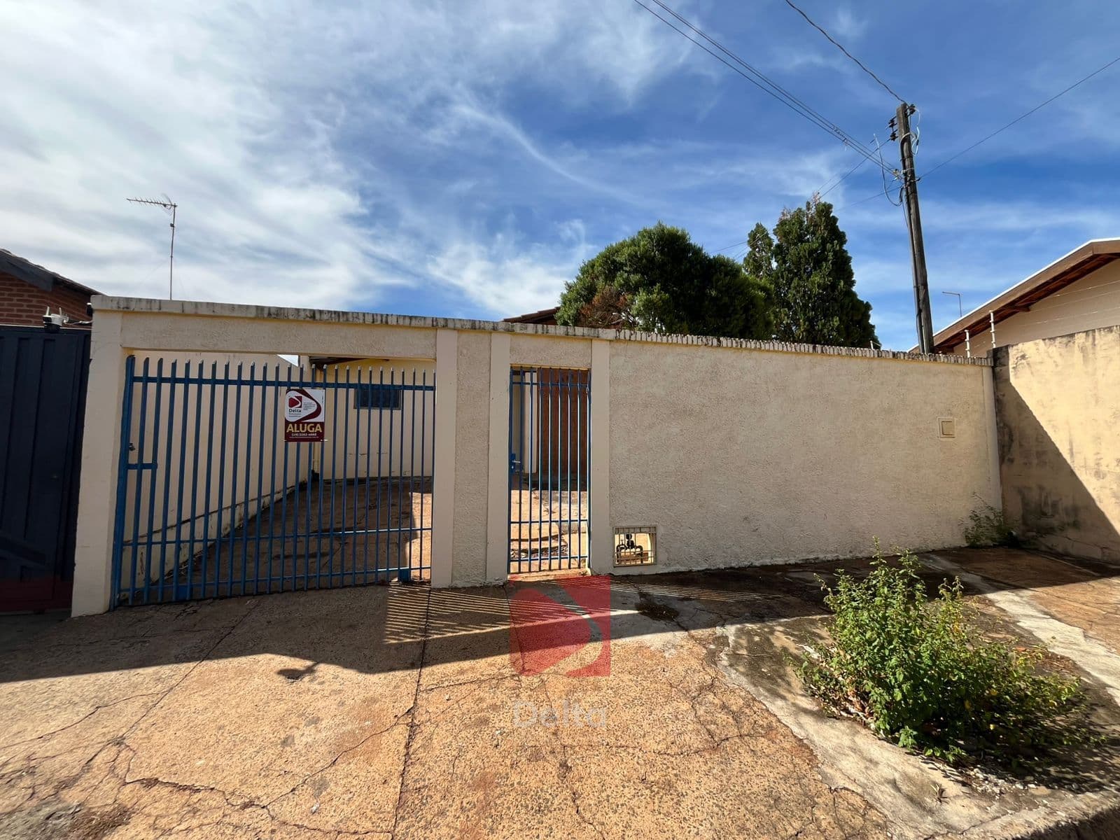 Casa em Jardim Olímpio Felício, Pirassununga/SP