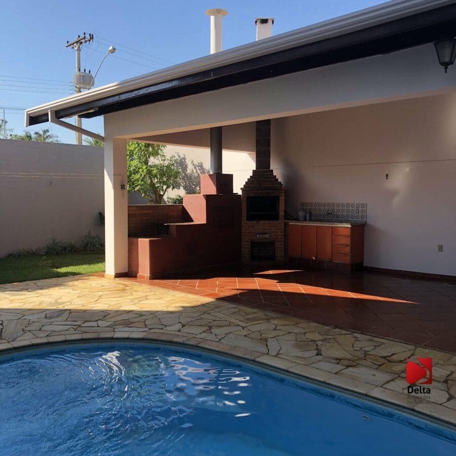 Casa-Sobrado-para-Venda-e-Aluguel-em-Cidade-Jardim-Pirassununga-SP