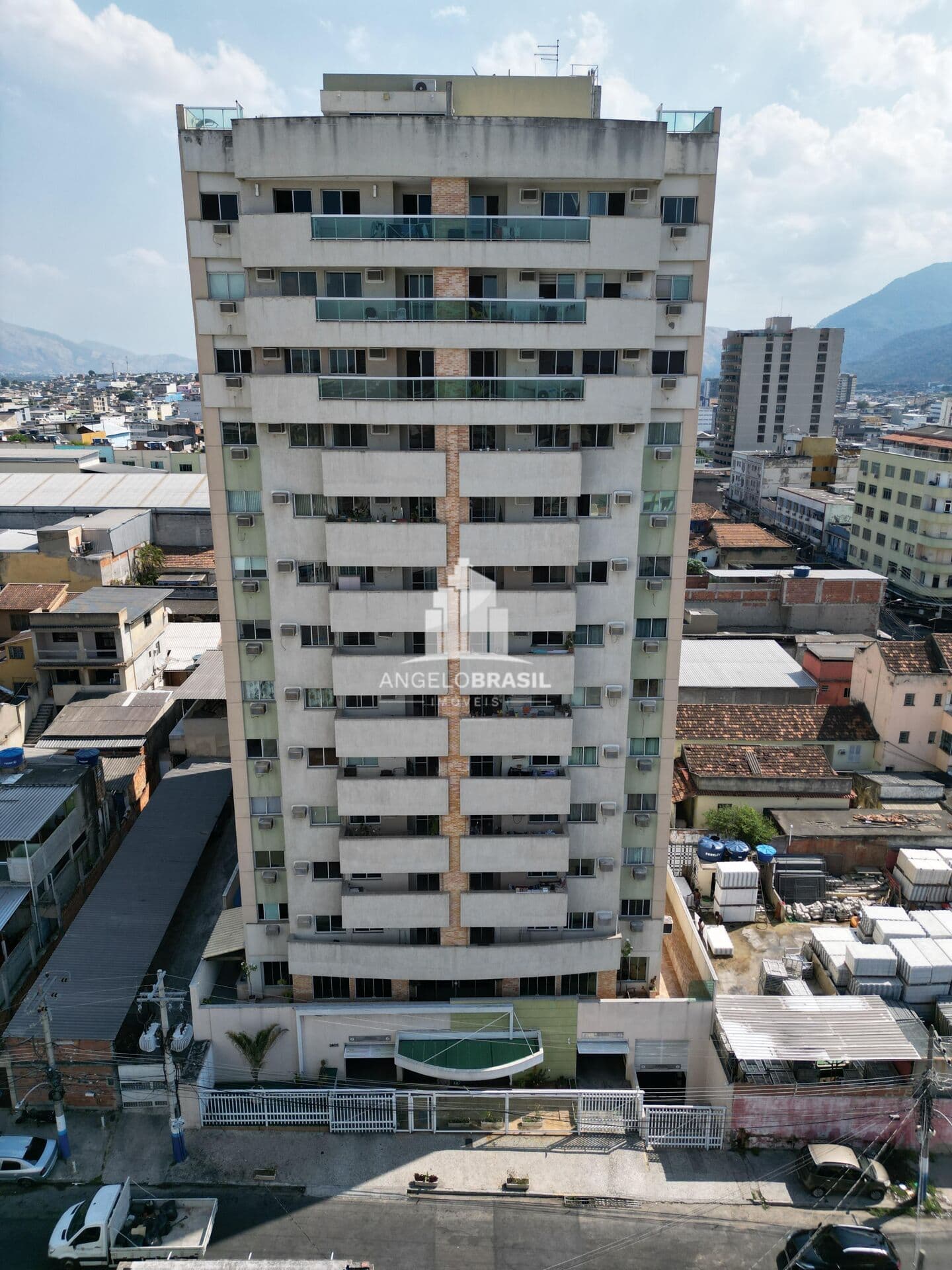 Apartamento com 3 Quartos no Centro de Nilópolis