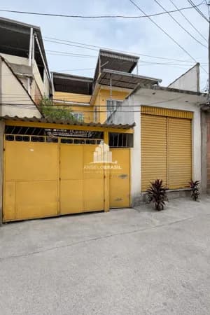 Casa Triplex 2 Quartos à Venda Heliópolis - Belford Roxo