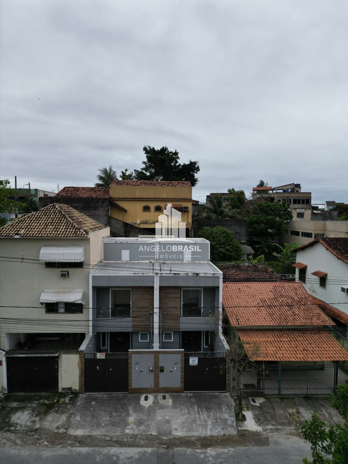 Casa Duplex 2 Suítes à Venda no Caonze - Nova Iguaçu