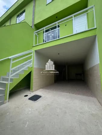 Casa Triplex à Venda no Bairro da Luz - Nova Iguaçu
