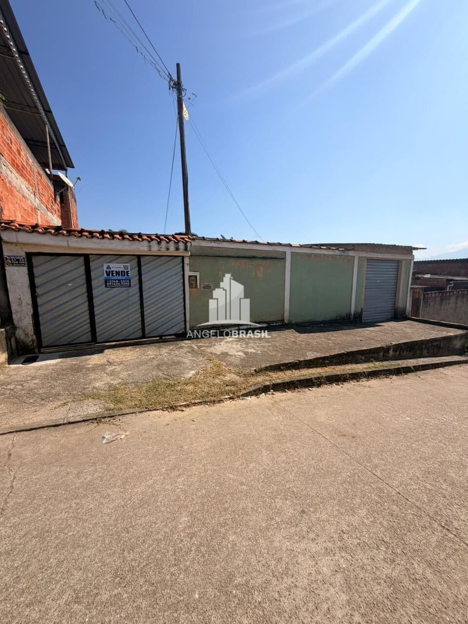 Casa + Loja á venda em São Francisco de Assis - Belford Roxo