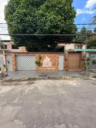 Conjunto com 3 Casas e Loja à Venda – Bairro Monte Líbano, Nova Iguaçu