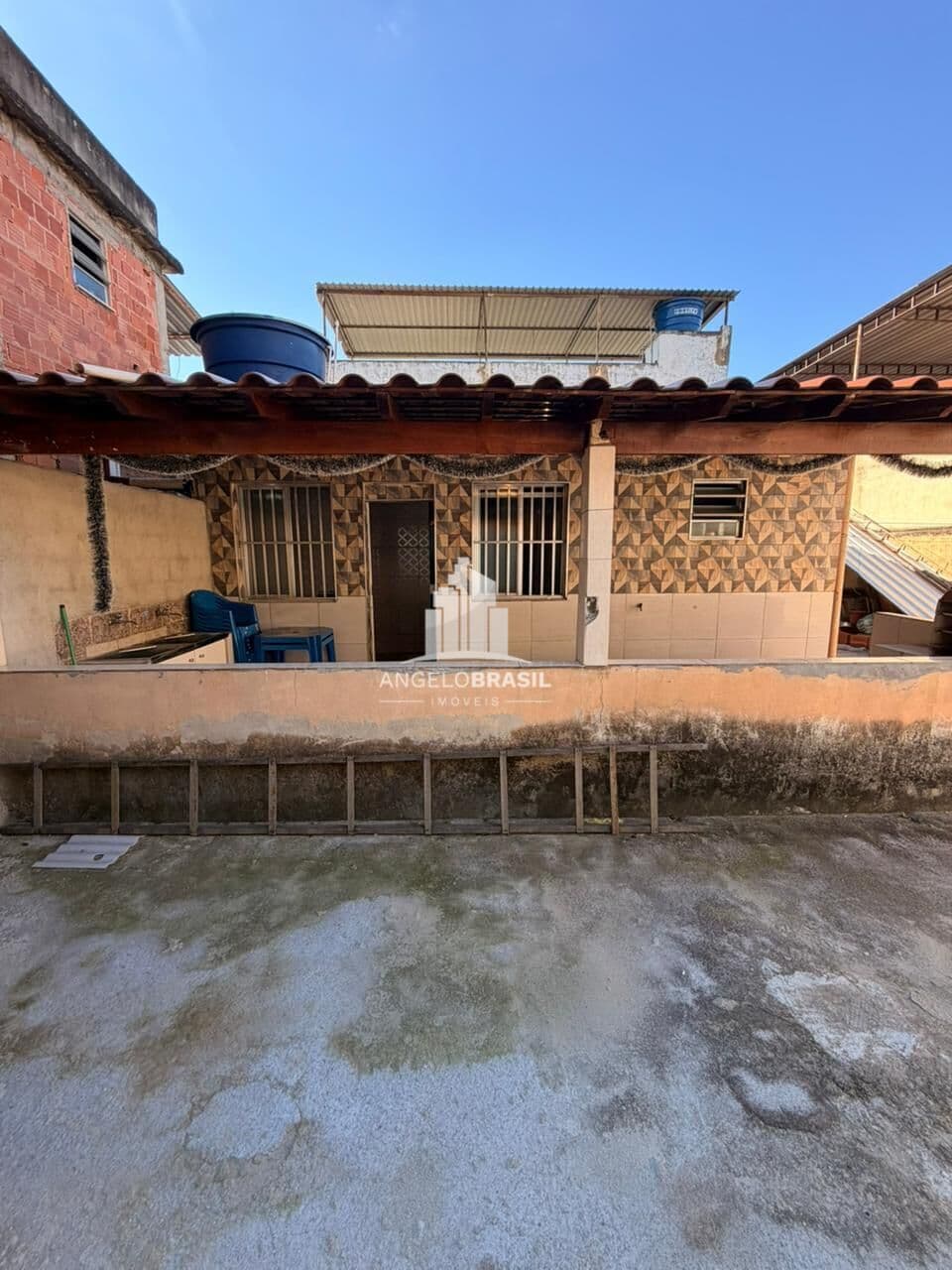 Casa Térrea com 2 Quartos à Venda – Bairro Santo Elias | Mesquita