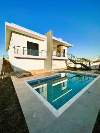 Casa nova no condomínio Ninho Verde 1