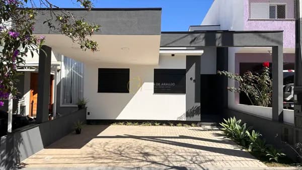 Casa de Condomínio em Sorocaba - Horto Florestal