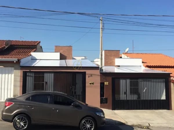 Casa em Salto de Pirapora - Jardim Maria Clara