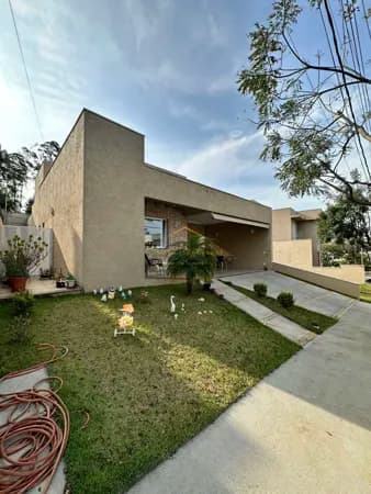 Casa térrea incrível no Condomínio Florestas da São Vicente!
