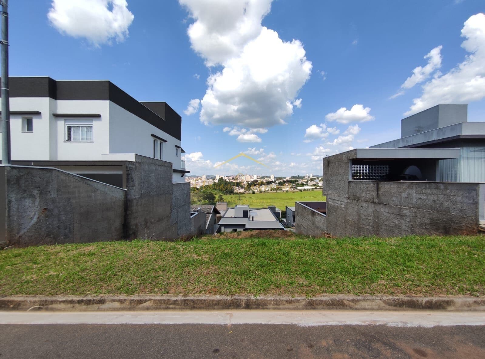 Terreno em Condomínio em Condominio Villa Real De Braganca, Bragança Paulista/SP