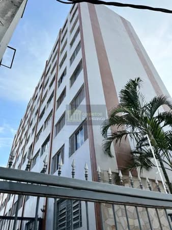 Apartamento de dois dormitórios na Rua Sorocabanos
