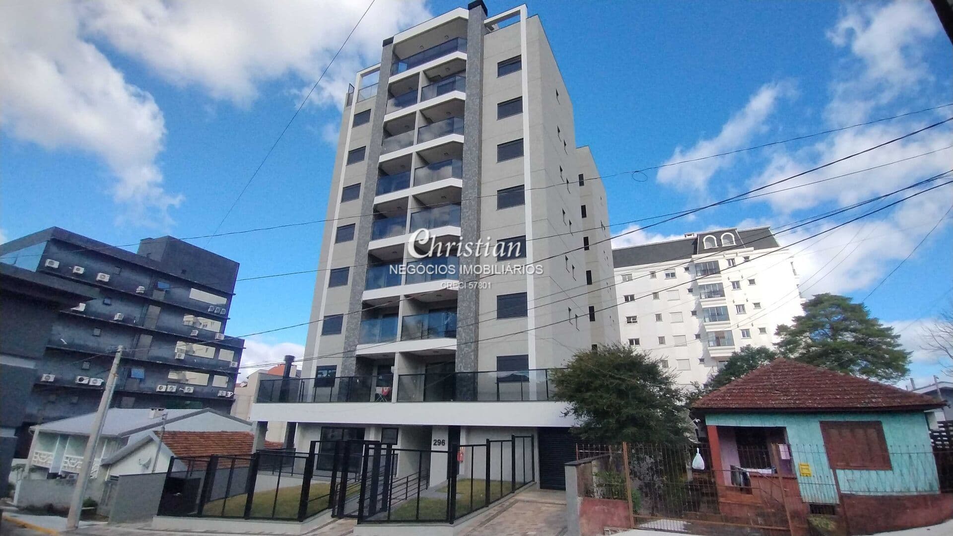 Apartamento 02 dormitórios (01 Suíte), Frente com sacada e Box