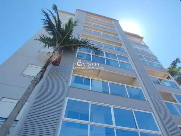 Apartamento semi-mobiliado usado 2 dorm (1 suíte) com Box