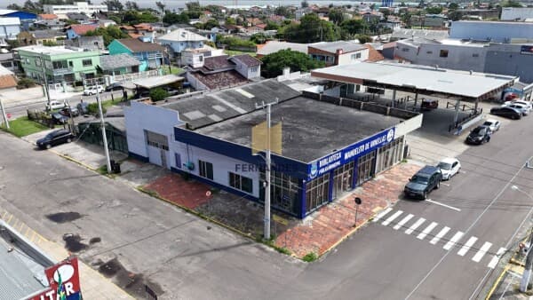 Prédio comercial no Centro em Tramandaí-RS