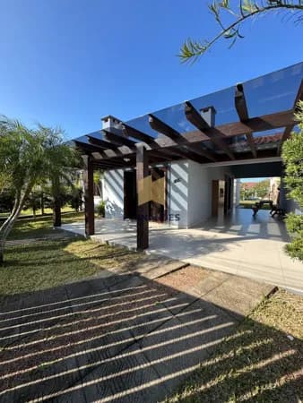 🏖️ Seu refúgio no centrinho de Nova Tramandaí